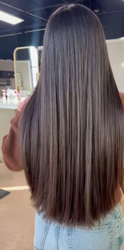 Deseo Beauty Lounge Color view 2