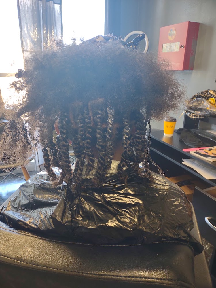 Diamonds and Pearls Family Hair Salon, LLC view 4