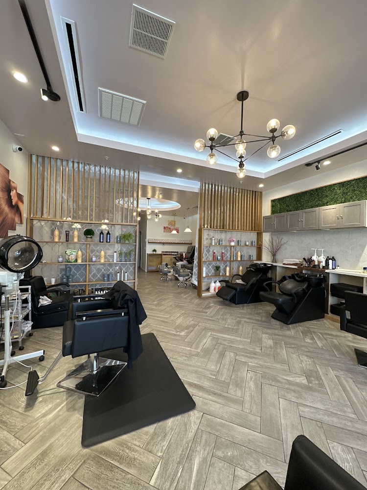 Do's Hair & Spa view 3