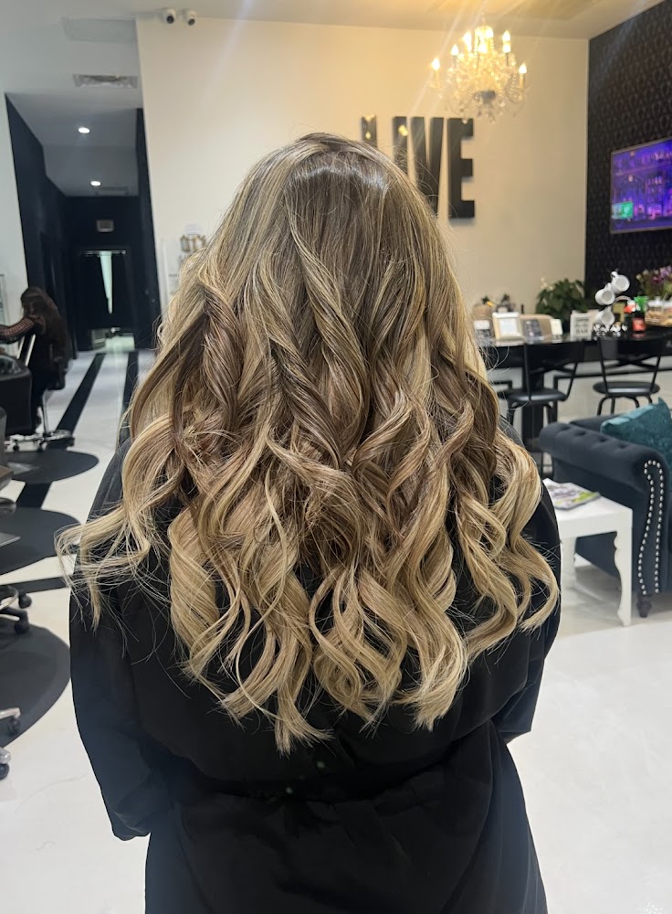 Dolce Salon view 3
