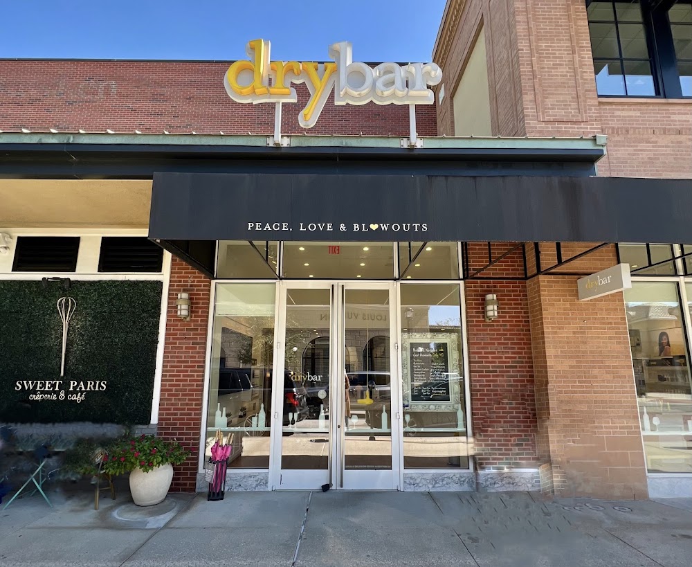 Drybar - The Woodlands view 3