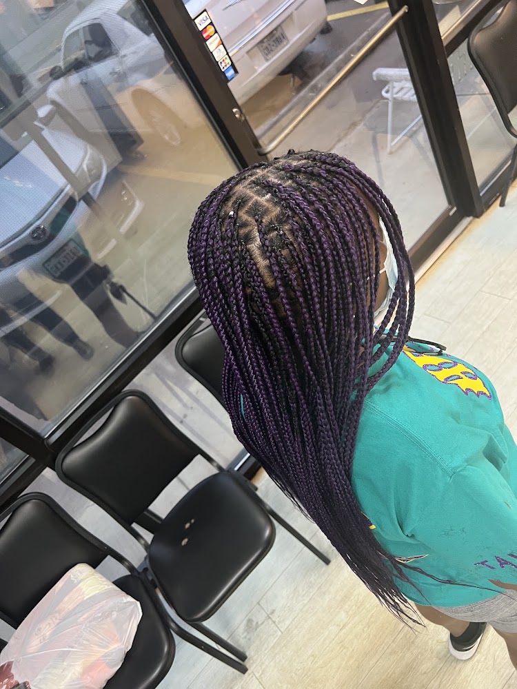 Ebenezer Beauty Salon (African Hair Braiding) view 4