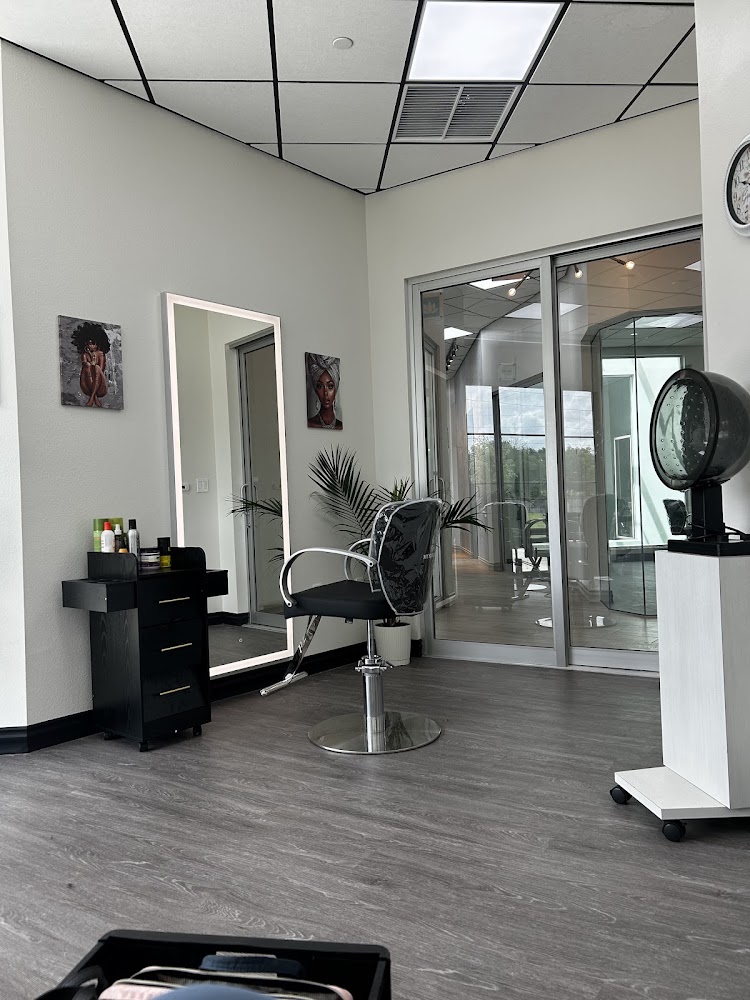 Ebony & Ivory Braiding Parlor view 5