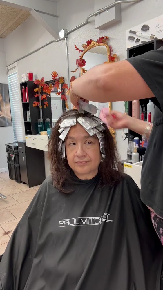 Esmie’s Creations Beauty Salon view 2