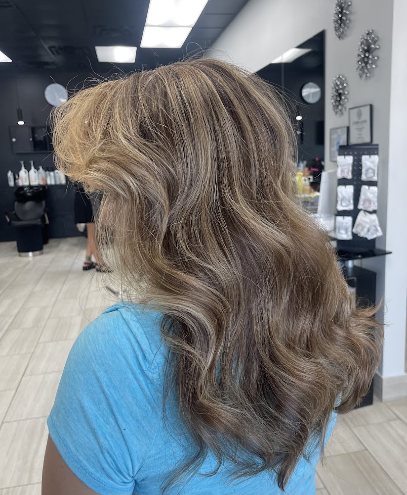 Favola Beauty Salon view 4
