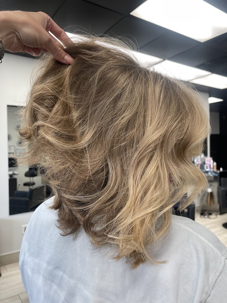 Favola Beauty Salon view 5