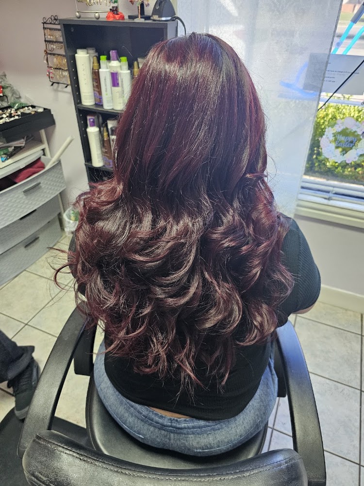 Friends Beauty Salon view 5