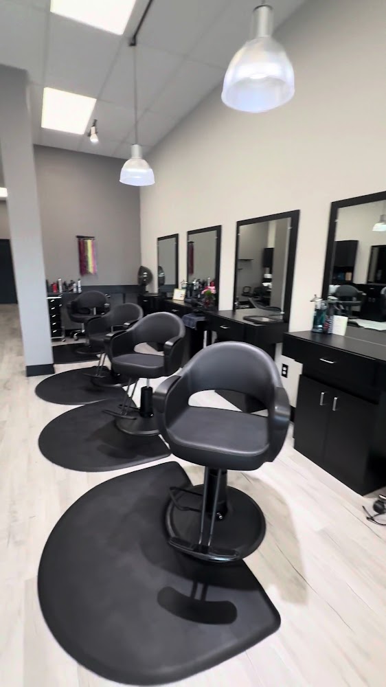 FS Cut & Color McKinney (Fantastic Sams Hair Salon) view 2