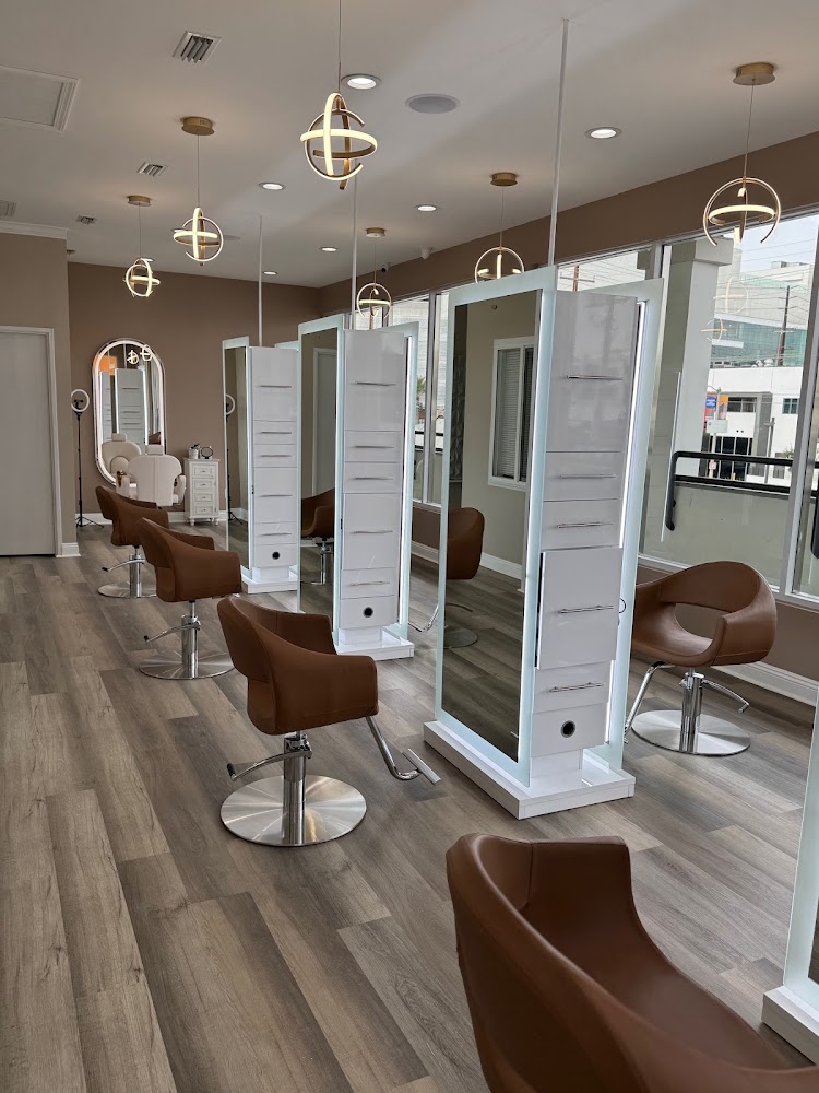 GLOSS & GLAM Hair Salon & Head Spa ✂ primary photo
