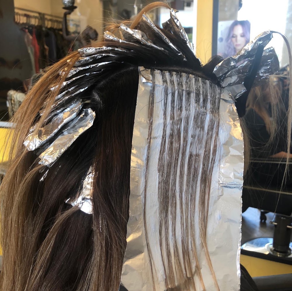 Hair N Color view 3