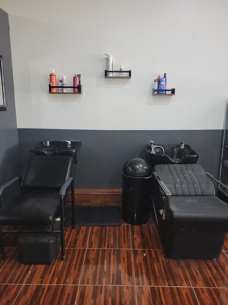 Hair Razors Studios view 3
