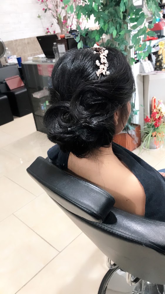 Hair Time view 5