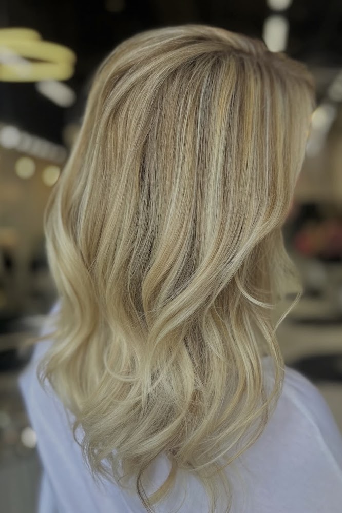Hello Beautiful Signature Salon By Elisa view 2