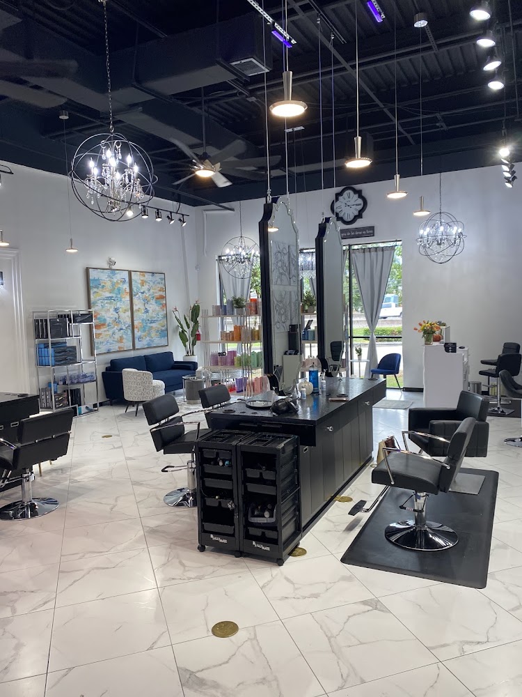 Hello Beautiful Signature Salon By Elisa view 5