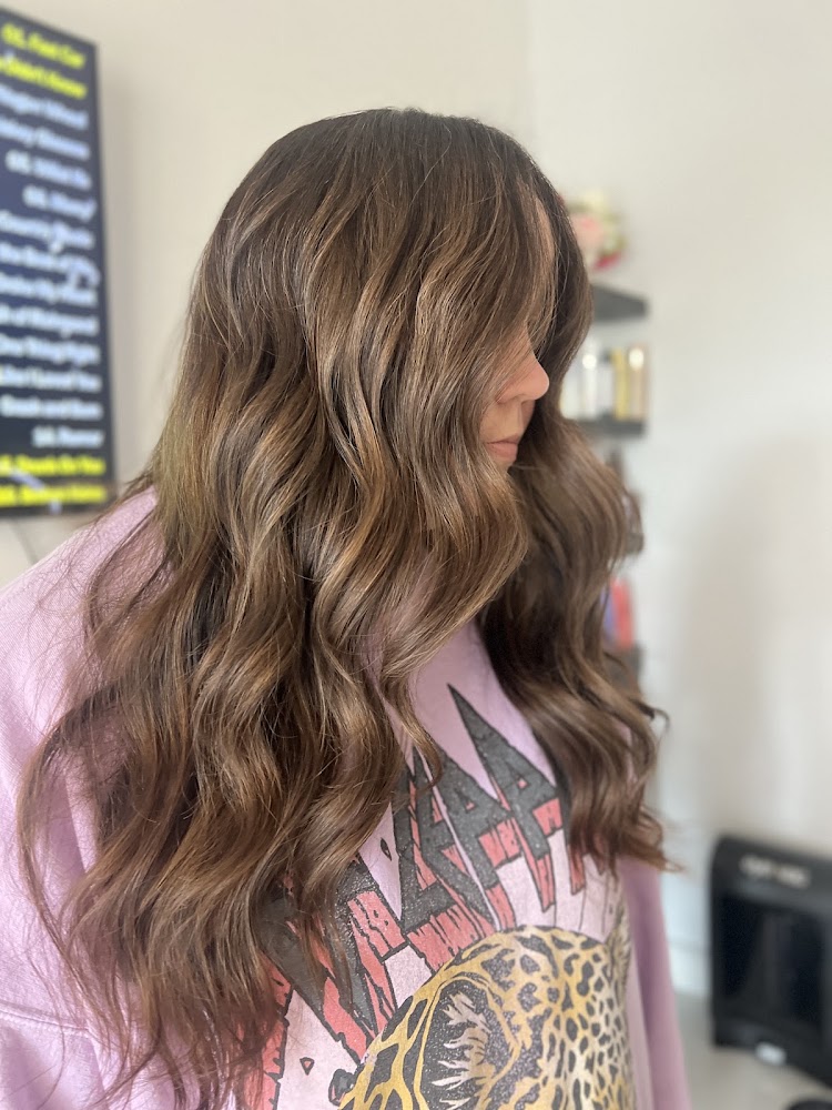 Hello Gorgeous hair lounge primary photo