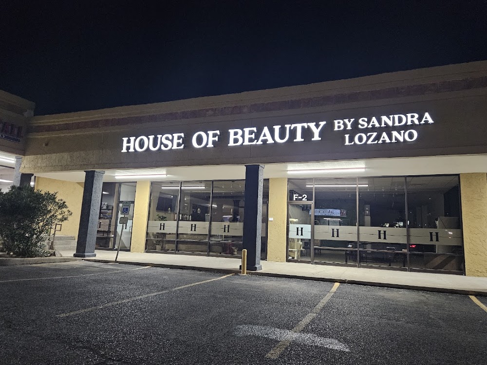 House of Beauty by Sandra Lozano view 5