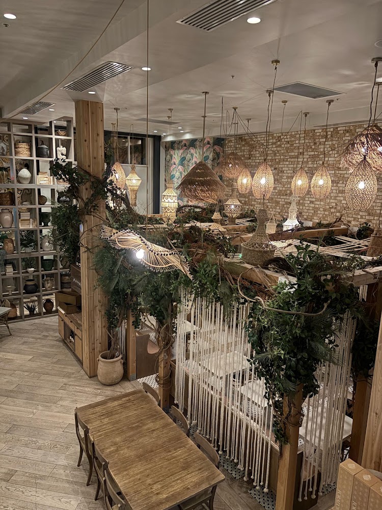 Hue Hair Salon view 3
