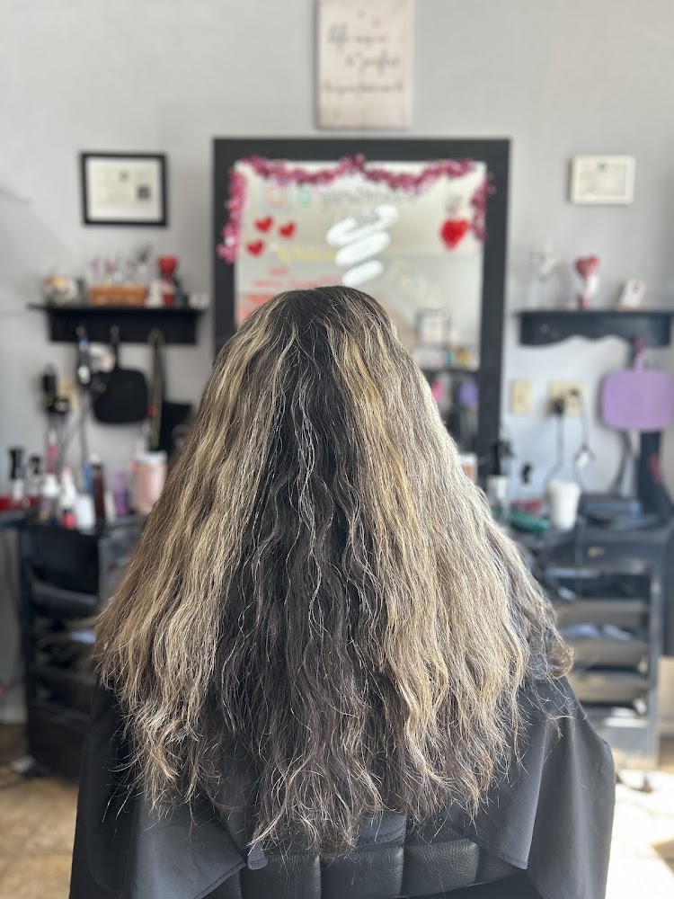 I Heart Hair Salon & Day Spa view 4