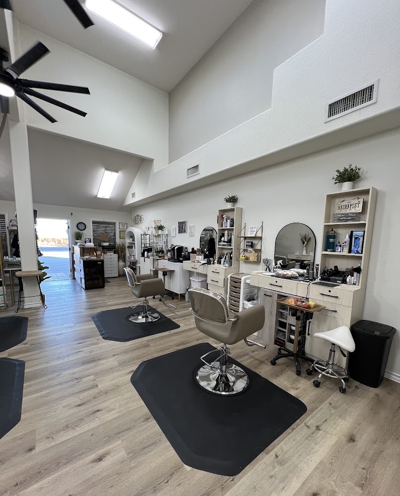 Island Breeze House of Hair (Formerly Michelle's Salon) view 3