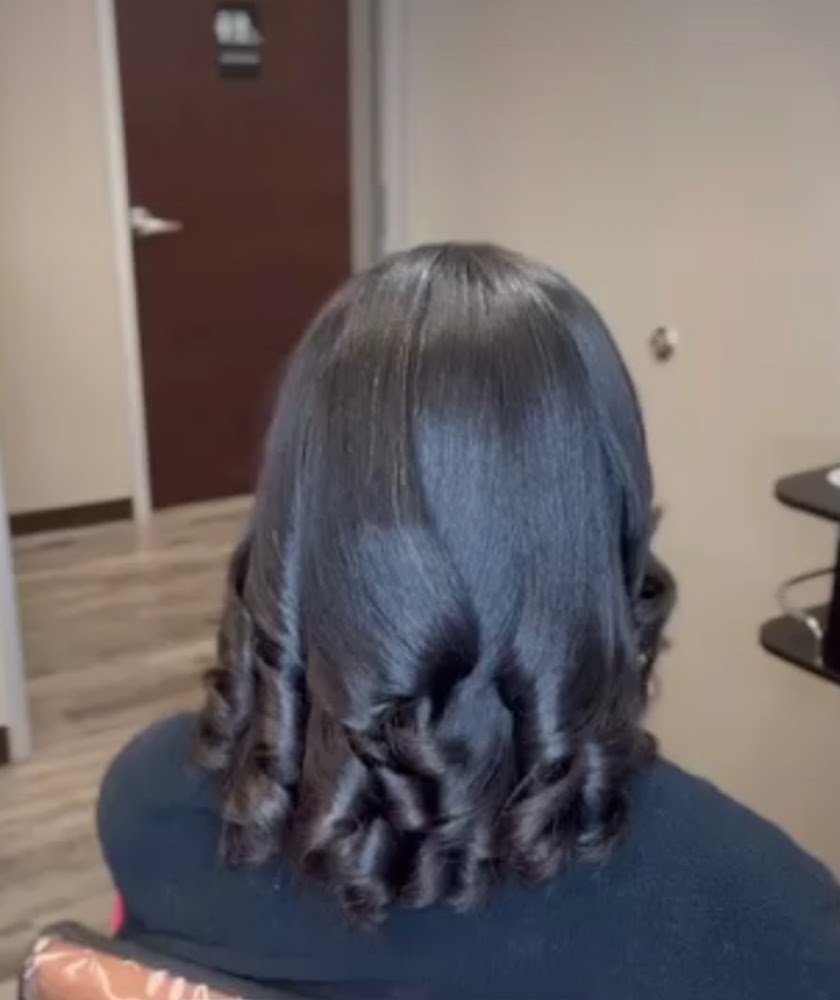 its.personal The Salon (natural hair, locs, silkpress, pixi cuts) view 4