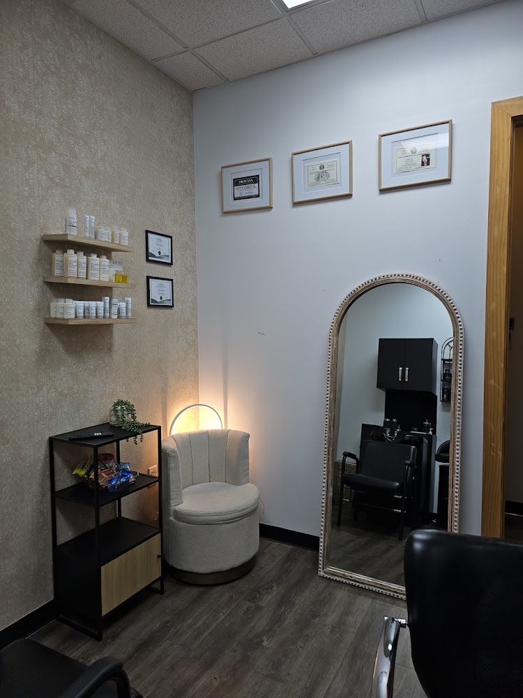 IVNI Hair Studio primary photo