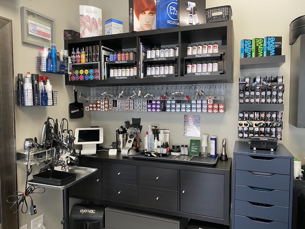IVNI Hair Studio view 5