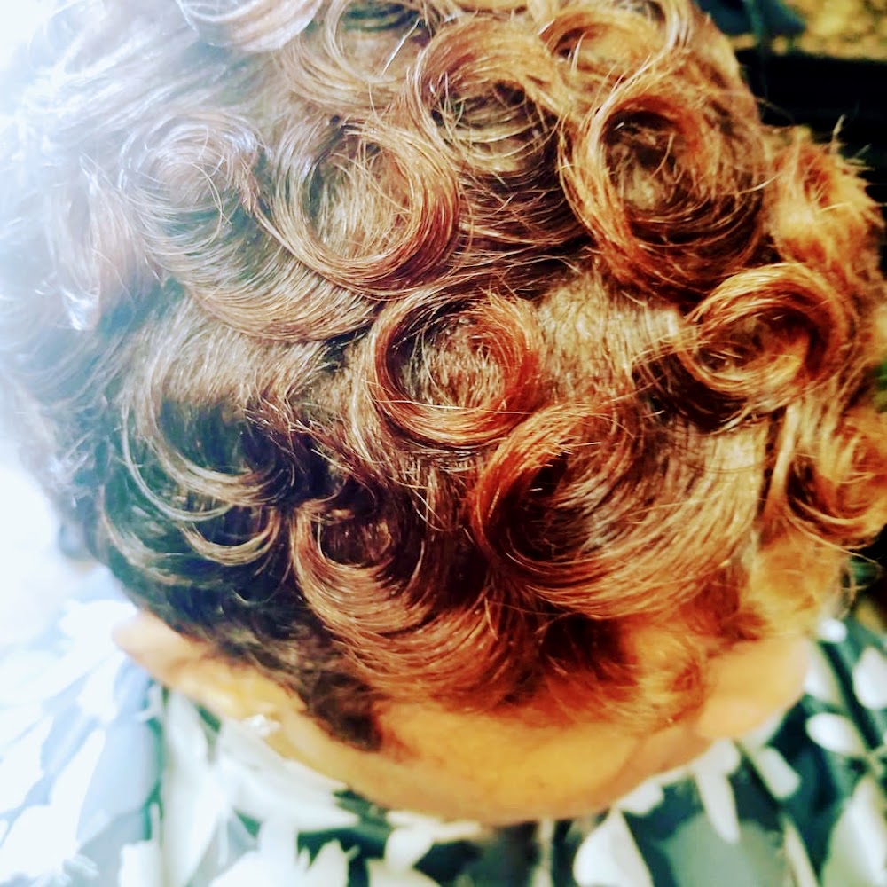 J' Jireh's Salon & Hair Restoration Center Llc view 4