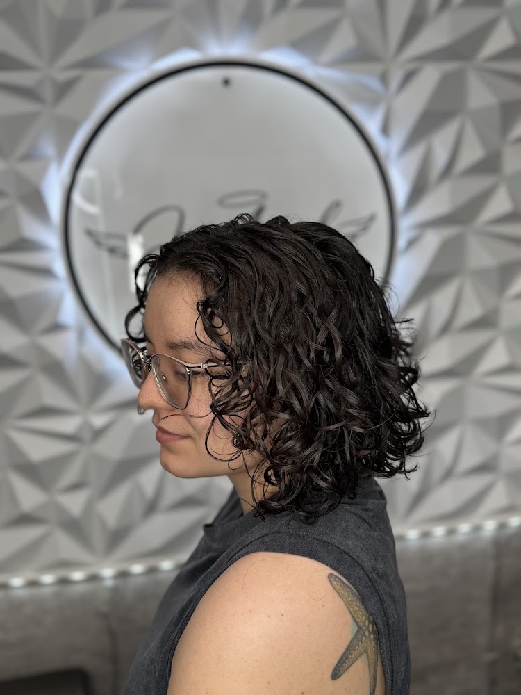 Joe Angel Hair Studio view 3