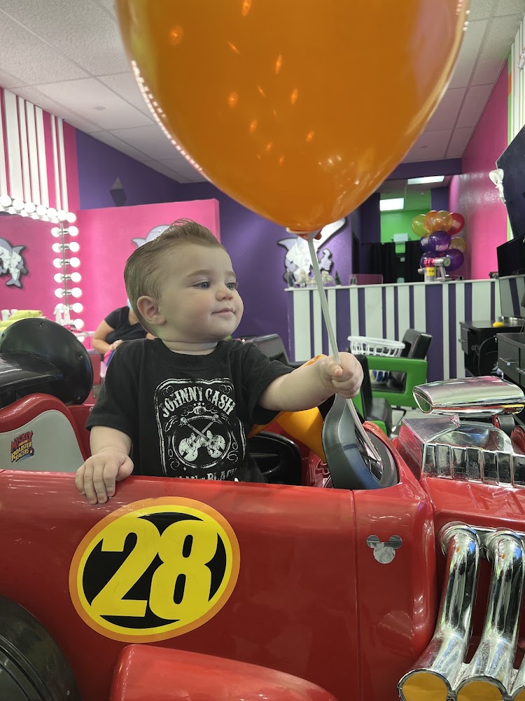 KnK Salon Cuts For Kids and More view 3