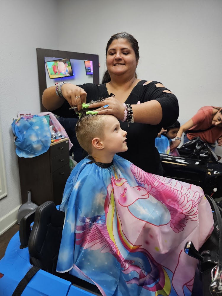 KnK Salon Cuts For Kids and More view 4