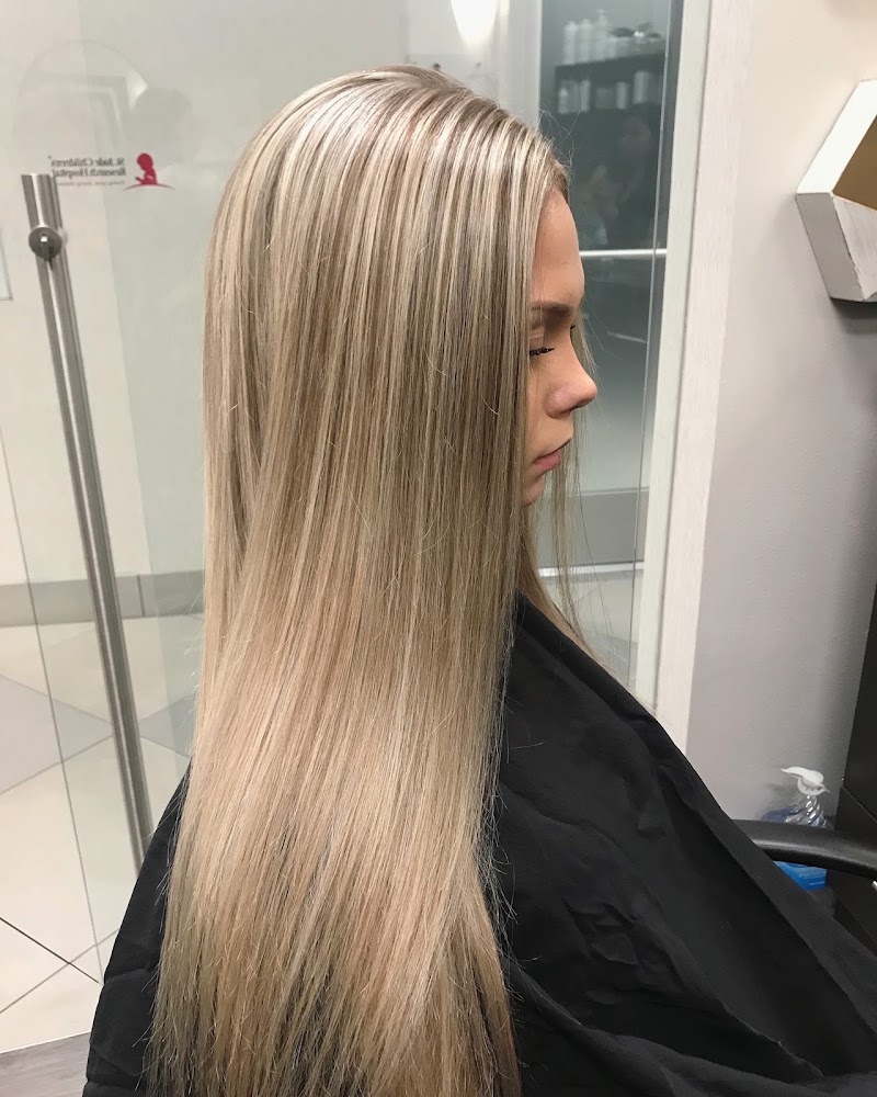 Kristi's Hair Studio view 3
