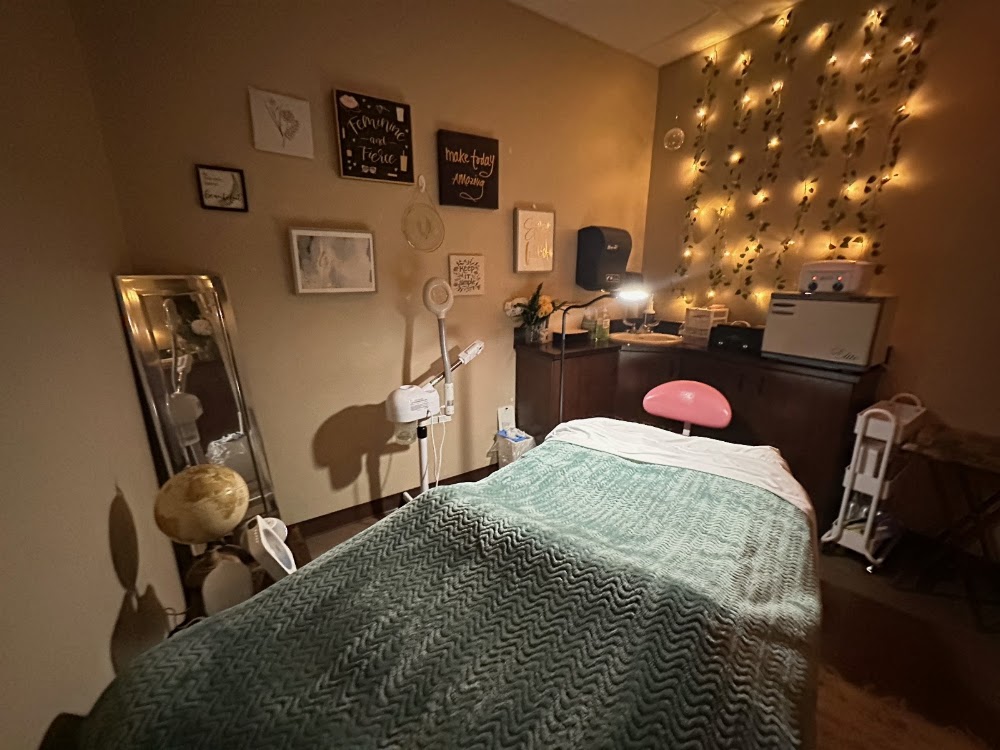 La Bella Salon & Beauty Lounge view 3