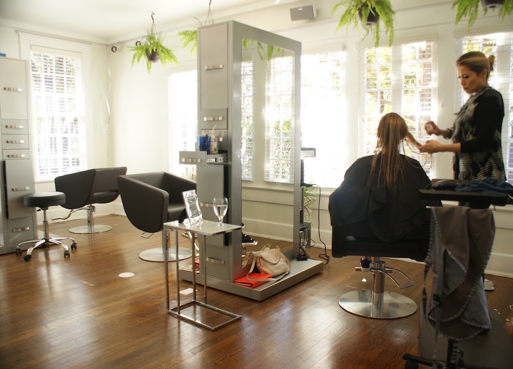 La Maison Salon view 5