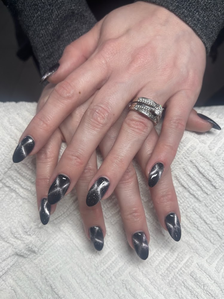 Lash and Nail Bar view 5