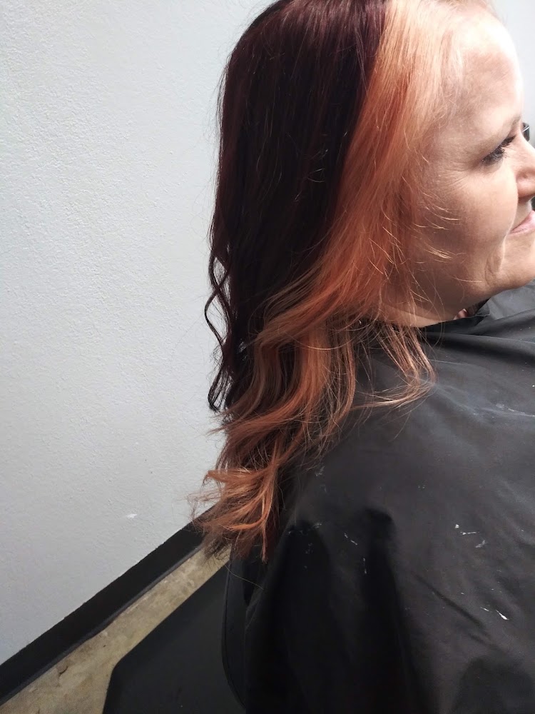 Lavish Hair and Lash Studio view 3