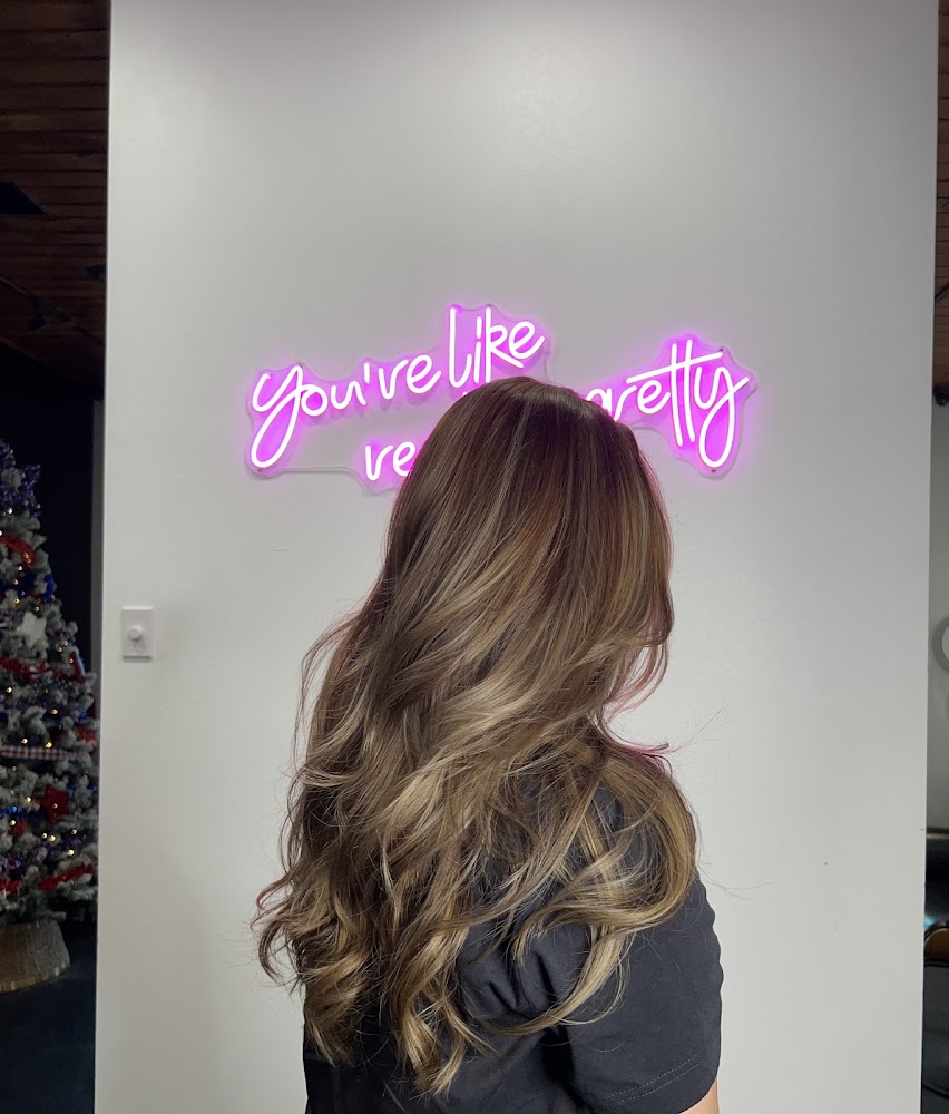 LONDON HAIR SALON view 4