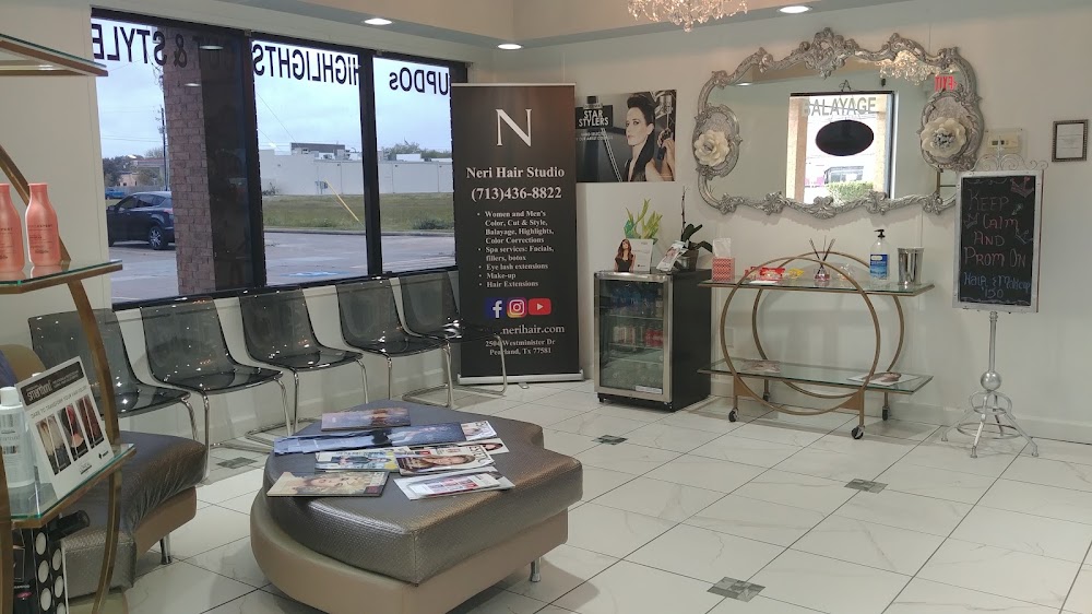 Luke Neri Hair Studio view 2