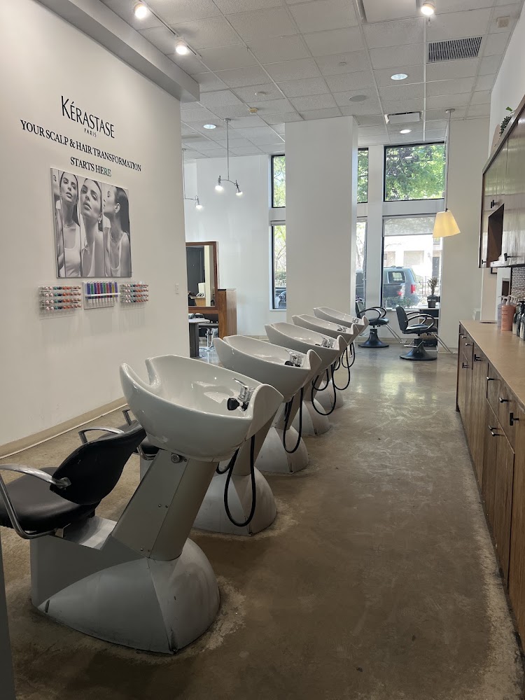 Lure Salon view 4