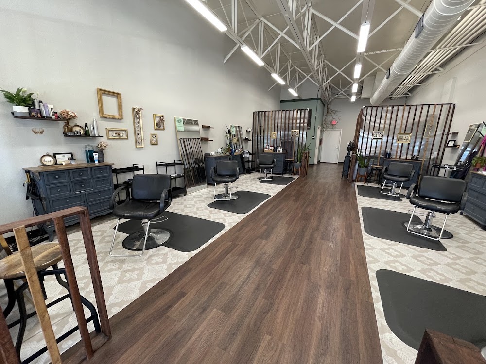 Lux Salon view 4
