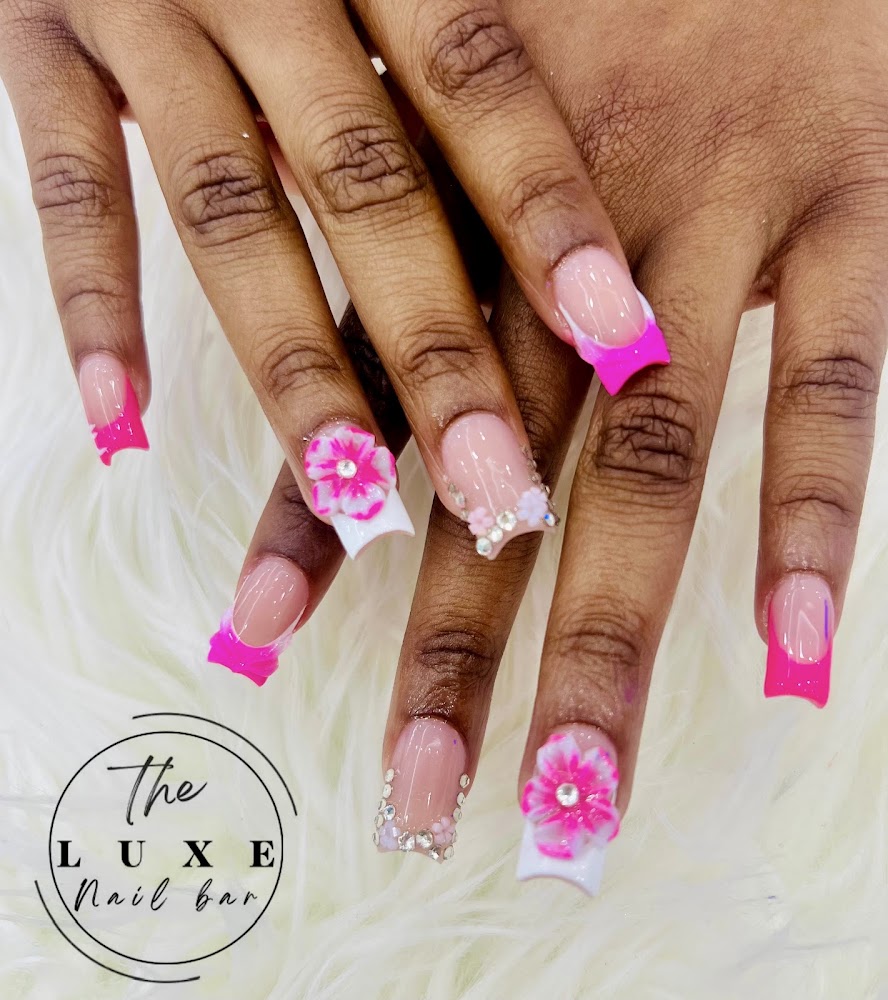 Luxe Nail Bar view 3