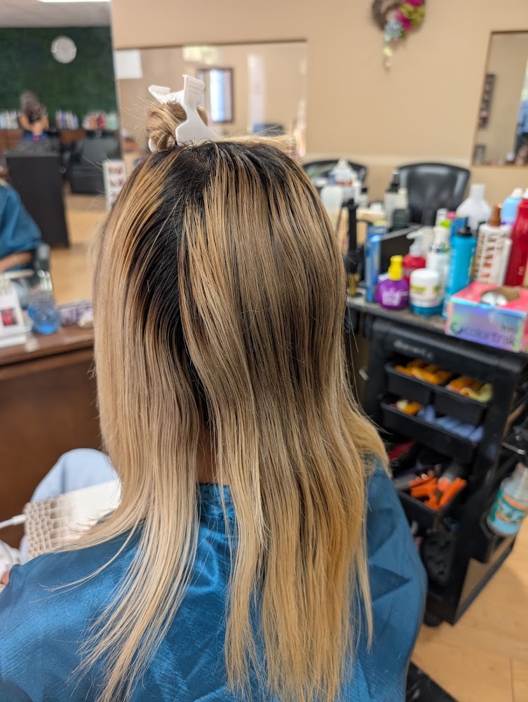 Magic Touch Hair primary photo