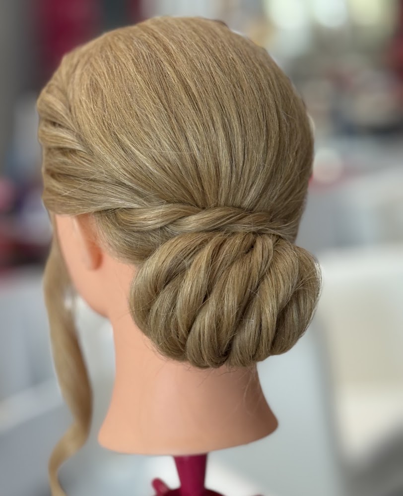 Majestic Studio - Hair Salon view 3