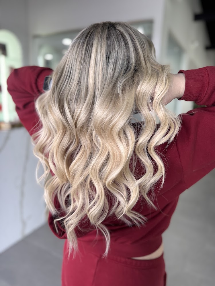 Mayra Alejandra The Salon Experience view 5