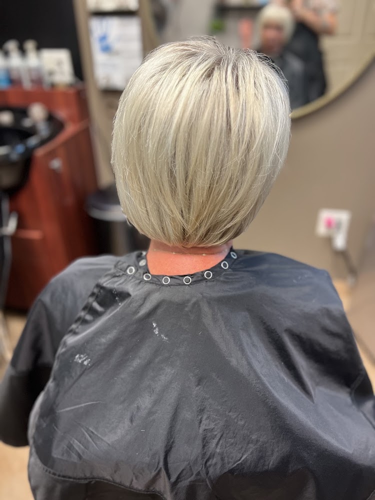Melanie Baldwin Hair Salon located Inside Elite Salon & Spa view 2