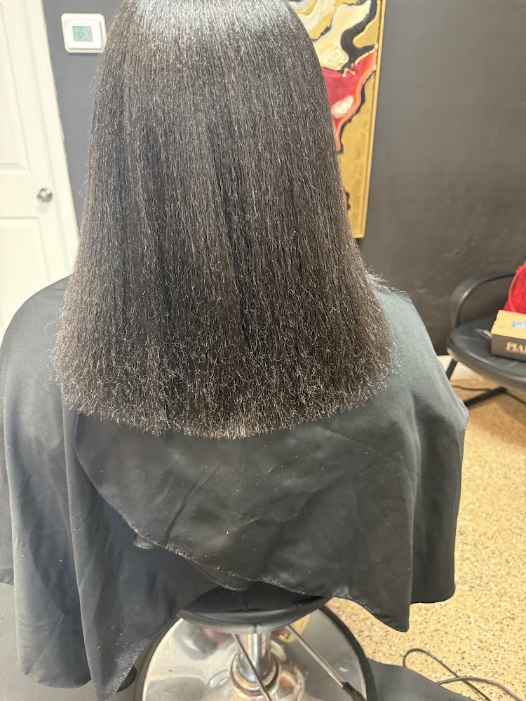 Melfri's Dominican Beauty Salon view 5