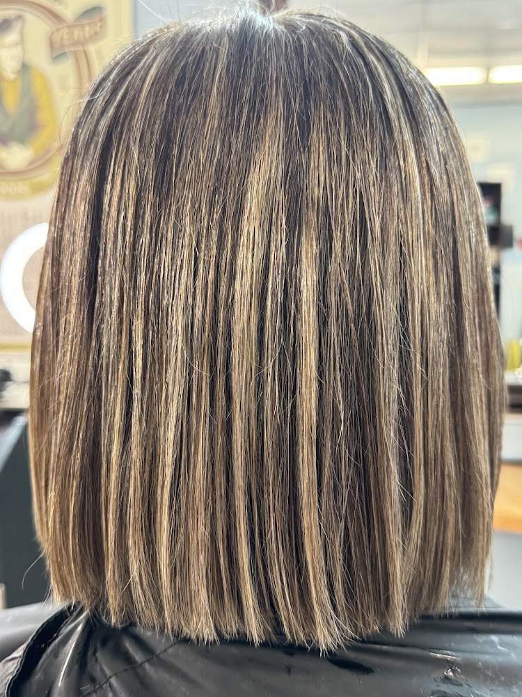 Noemis Glam Hair Salon view 2