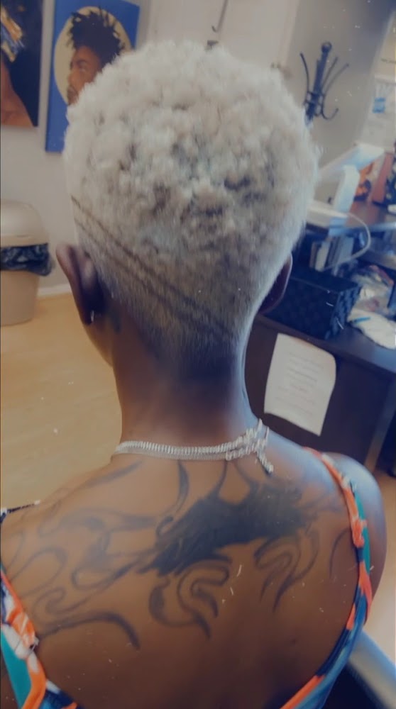Nue Image Beauty and Barber Shop view 2
