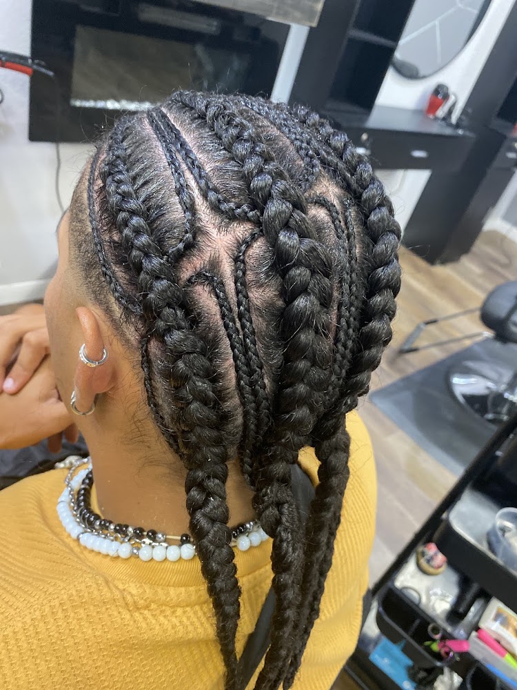 Nue Image Beauty and Barber Shop view 5