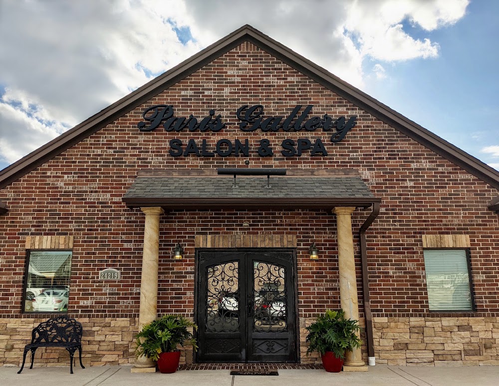 Pari's Gallery Hair Salon & Spa primary photo