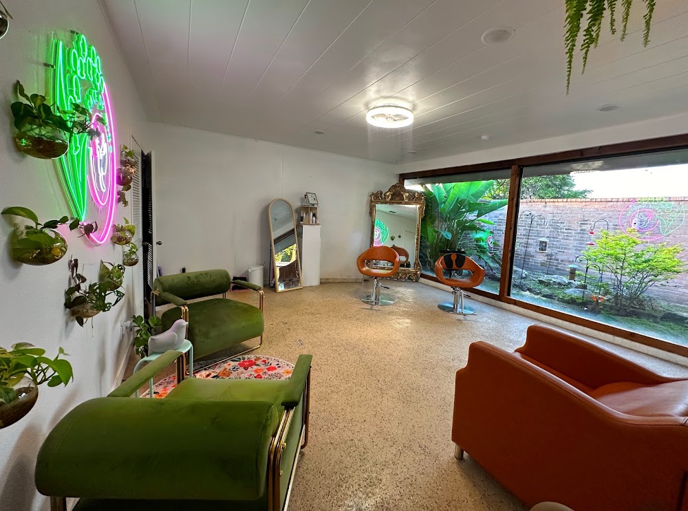 Peace of Mind | hair studio primary photo